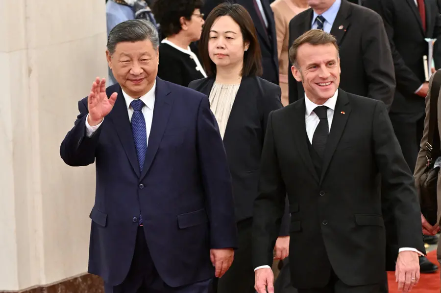 Macron presses Xi on Ukraine ceasefire as leaders meet in Beijing