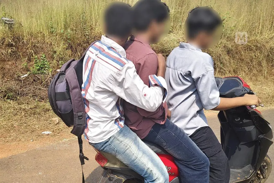 നടപടിയെടുക്കാന് മാര്ഗമില്ല, കുട്ടികളുടെ ഇലക്ട്രിക് സ്കൂട്ടറിലെ അഭ്യാസം ഉപദേശിച്ച് നന്നാക്കാനൊരുങ്ങി എംവിഡി