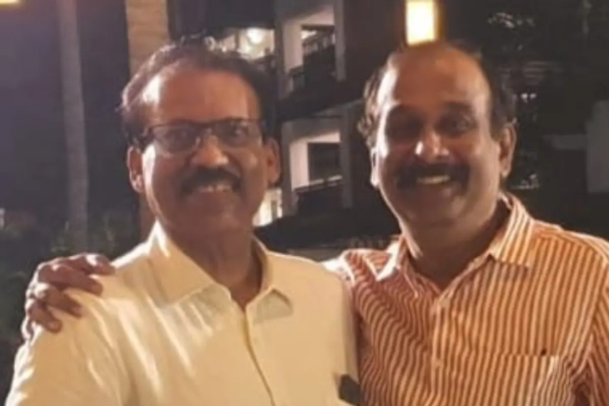 ഡോ. എം.ഐ മുഹമ്മദ് ബഷീറും ലേഖകനും