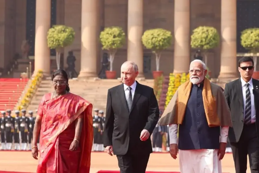 റഷ്യന്‍ പ്രസിഡന്റിനായി ഒരുക്കിയ വിരുന്നിൽ; 40,000 രൂപ വരെ വിലയുള്ള വിഭവങ്ങൾ