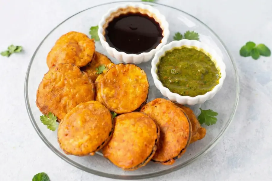 brinjal pakodas