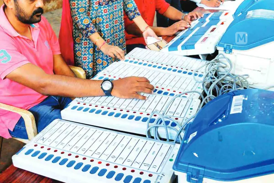 തദ്ദേശ തിരഞ്ഞെടുപ്പ്: ആദ്യഘട്ട വോട്ടെടുപ്പ് ചൊവ്വാഴ്ച, പോളിങ് രാവിലെ ഏഴുമുതല് വൈകീട്ട് ആറുവരെ