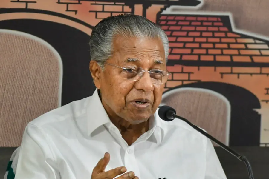 സിൽവർലൈൻ; ഇനി പ്രതീക്ഷവെച്ചിട്ട് കാര്യമില്ലെന്ന് തോന്നുന്നു,വേറെ വഴിനോക്കേണ്ടിവരും- മുഖ്യമന്ത്രി