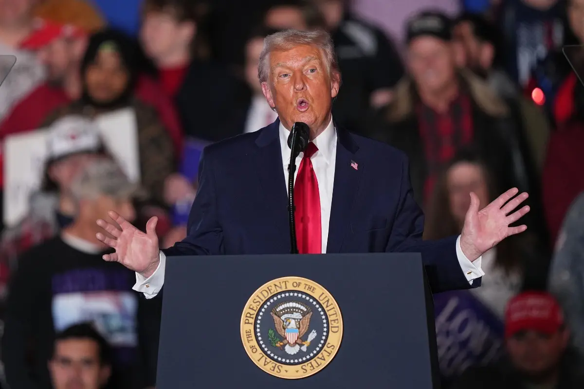 US President Donald Trump speaks at the Mount Airy Casino Resort in Mt. Pocono | Photo: AP