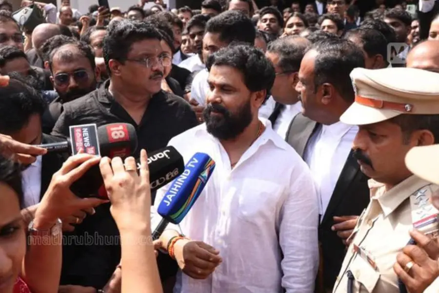 നടിയെ ആക്രമിച്ച കേസിന്റെ വിധി ചോര്ന്നുവെന്ന് ആരോപണം; അന്വേഷിക്കണമെന്ന് ചീഫ് ജസ്റ്റിസിന് കത്ത്