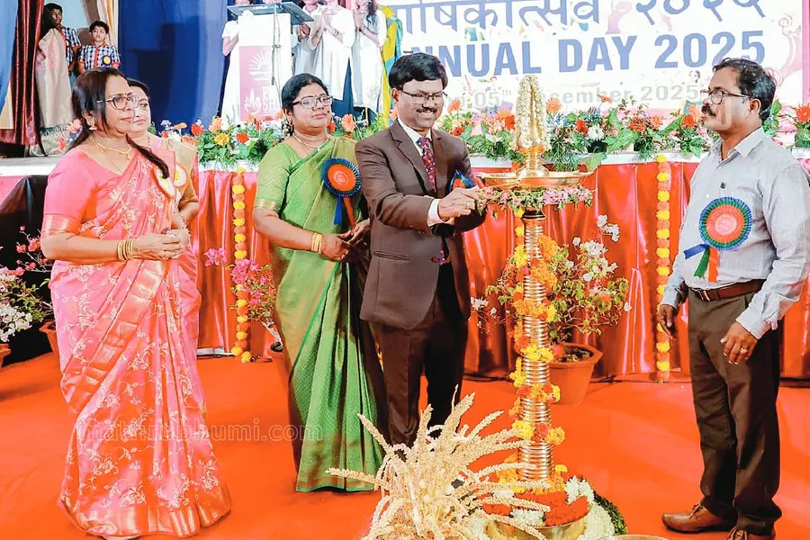 നിറങ്ങളുടെ ഉത്സവമായ് പിഎംശ്രീ കേന്ദ്രീയവിദ്യാലയ പോർട്ട് ട്രസ്റ്റിന്റെ വാർഷികാഘോഷം