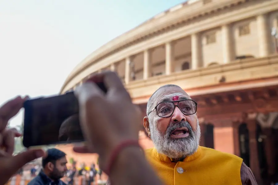 Giriraj Singh.jpg