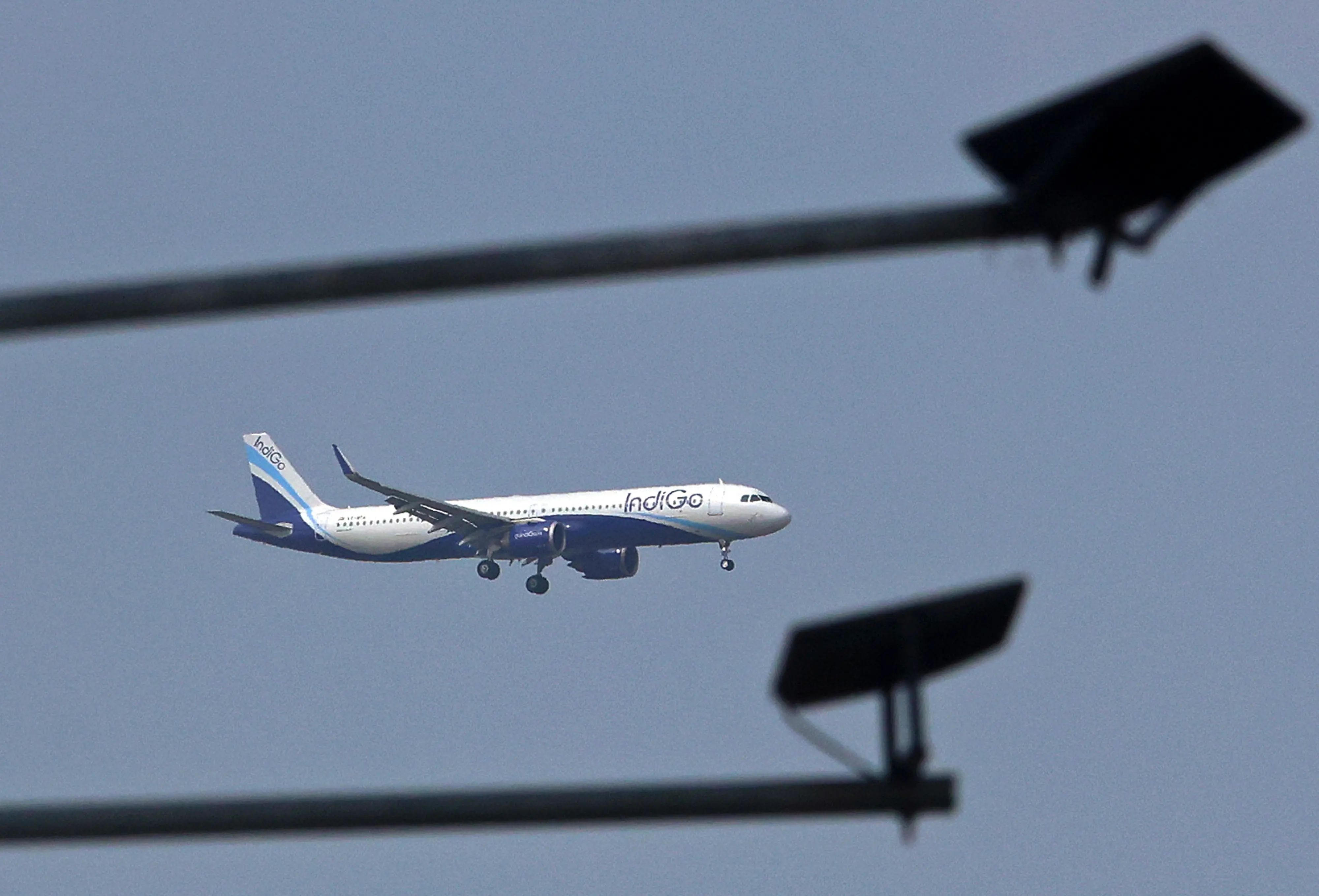 An IndiGo aircraft prepares to land at Kempegowda International, in Bengaluru, Karnataka | File photo: PTI