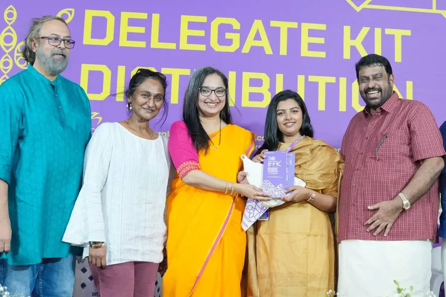 IFFK ലോകത്തിന്റെ അഭിമാനമെന്ന് ദിവ്യ എസ്. അയ്യര്, ഓര്മകള് പങ്കുവെച്ച് ലിജോമോള്; ഡെലിഗേറ്റ് കിറ്റ് വിതരണോദ്ഘാടനം നടന്നു