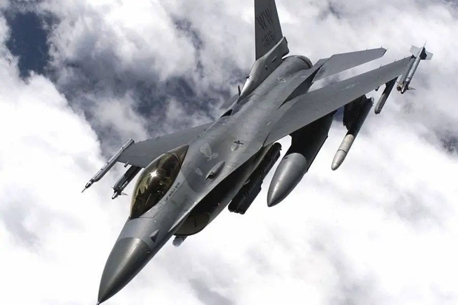 പാകിസ്താന്റെ F-16 യുദ്ധവിമാനങ്ങള്ക്ക് കൂടുതല് കരുത്ത് പകരാന് യുഎസ്; 6,100 കോടി രൂപയുടെ കരാറിന് അംഗീകാരം