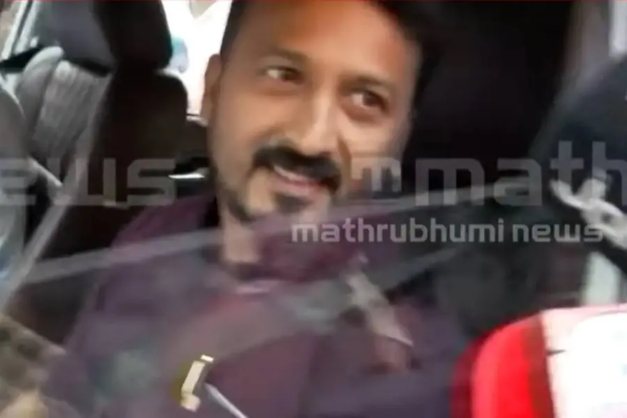 MLA Rahul Mamkoothathil turns up to vote in Palakkad