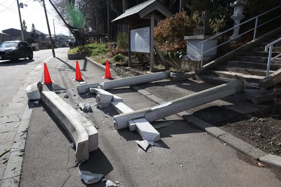 6.7 magnitude quake hits Northeast Japan; Tsunami advisory issued