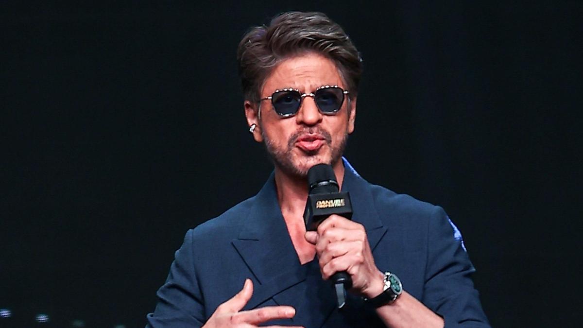 Shah Rukh Khan Meets Lionel Messi: Fan Excitement Soars