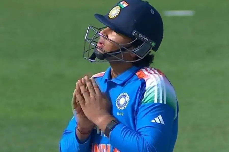 14 സിക്സറുകൾ, 56 പന്തിൽ സെഞ്ചുറി; 171 റൺസെടുത്ത് വൈഭവ് പുറത്ത്