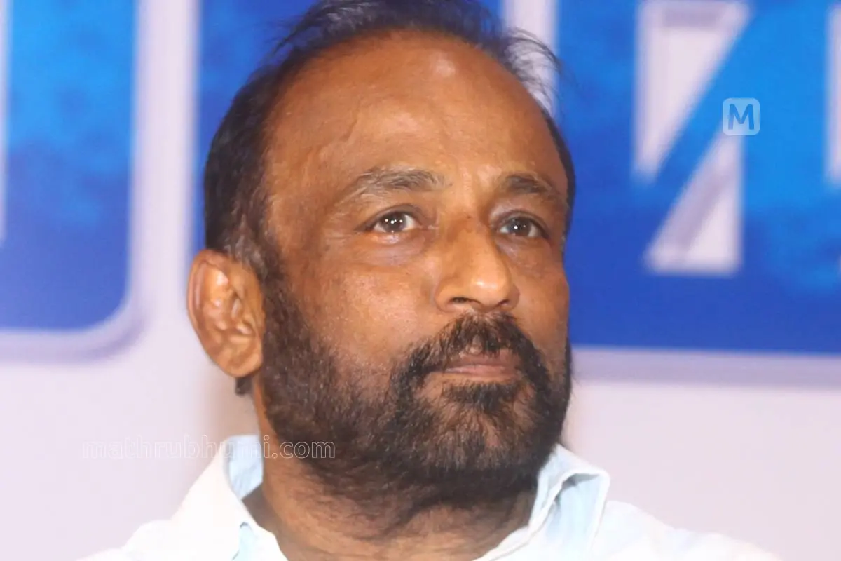 എവി ഗോപിനാഥ്