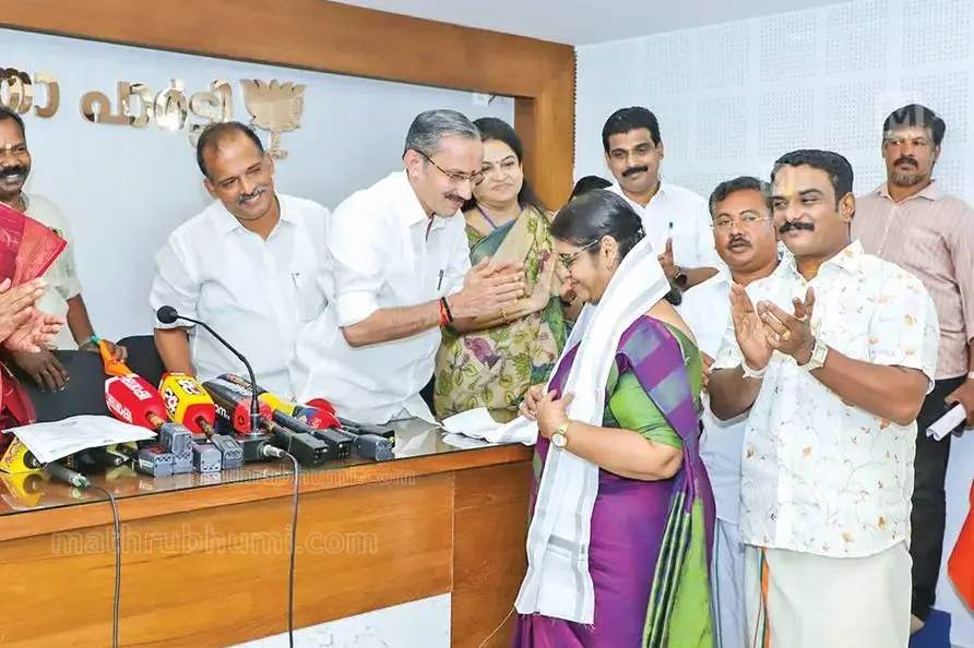 15 വർഷം LDF കൗൺസിലർ, NDA-യിലേക്ക് പോയതോടെ കൈവിട്ട് ജനം; ഷീബ ബാബുവിന് കനത്ത തോൽവി