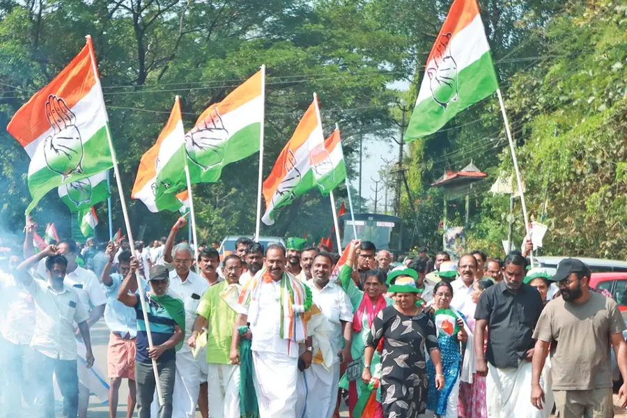 തൃശ്ശൂര് കോര്പറേഷന് തിരിച്ചുപിടിച്ച് UDF; എന്ഡിഎ ജയിച്ച എട്ടിടങ്ങളില് അഞ്ചിലും എല്ഡിഎഫ് മൂന്നാമത്