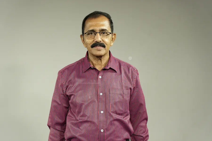 വിക്ടര് മഞ്ഞിലയുടെയും സേതുമാധവന്റെയും കാലത്ത് ഗോള്വലയ്ക്കു മുന്നിലെ ഇടം വെട്ടിപ്പിടിച്ചയാള്; ചോര തുപ്പി കളം വിട്ട ഇട്ടി മാത്യു
