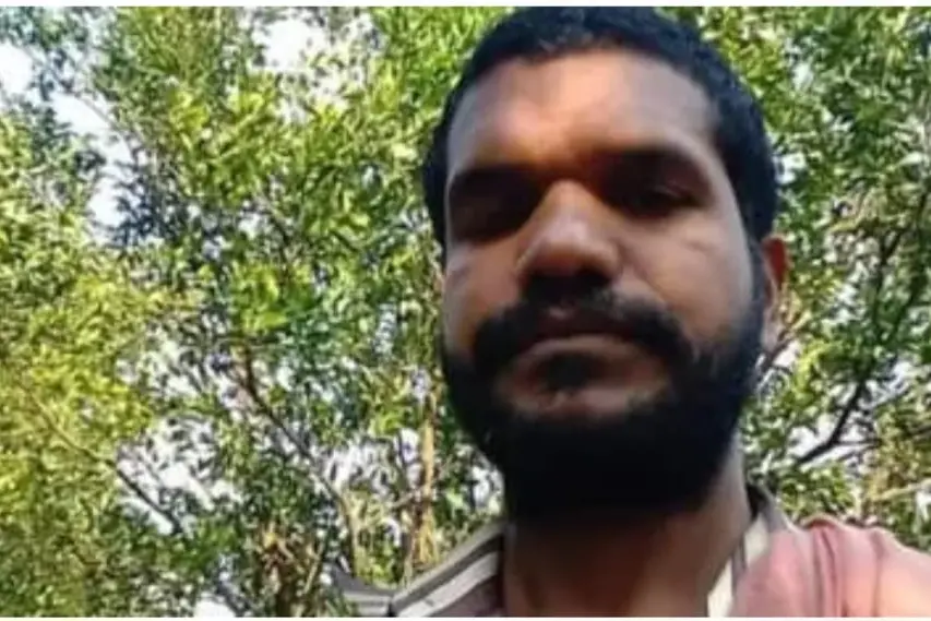 സര്വീസിനിടെ ബസ് വഴിയില് നിര്ത്തി ഇറങ്ങിപ്പോയ കെഎസ്ആര്ടിസി ഡ്രൈവര് ജീവനൊടുക്കിയ നിലയില്