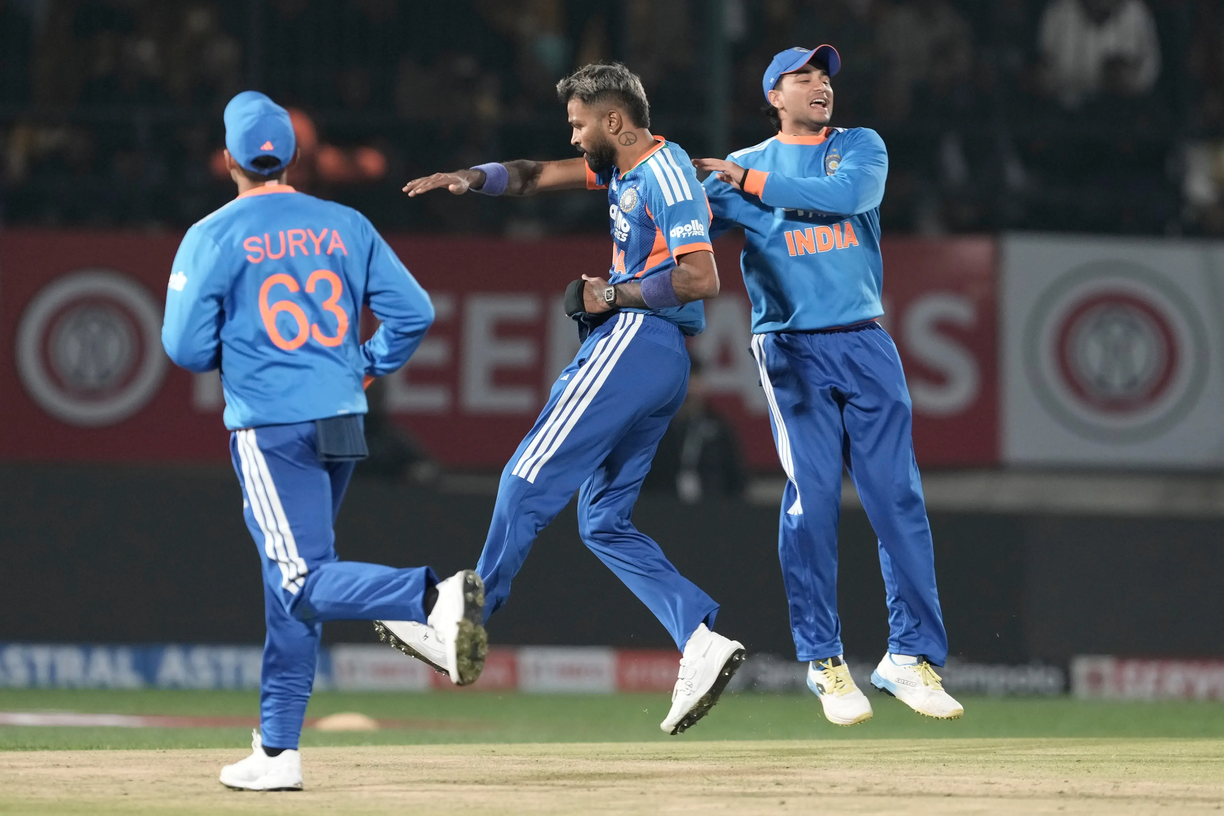 India's Hardik Pandya, center, celebrate with teammates the wicket of South Africa's Tristan Stubbs during the third T20 cricket match between India and South Africa in Dharamshala | Photo: AP
