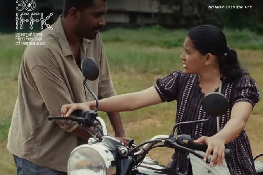 സമകാലിക പ്രണയത്തിന്റെ നടുക്കുന്ന യാഥാർഥ്യം; ‘മോഹം’ റിവ്യൂ
