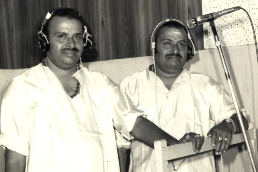 വൈകീട്ട് നടതുറക്കുമ്പോള് സന്നിധാനത്ത് ഒഴുകിയെത്തുന്ന ഗാനം; 'ശ്രീകോവില് നട തുറന്നൂ' പാട്ടിന് അരനൂറ്റാണ്ട്
