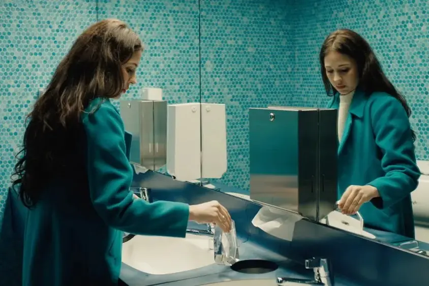 The Currents