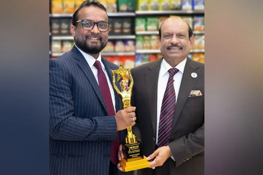 വി.നന്ദകുമാറിന് റീട്ടെയ്ൽ പ്രൊഫഷണൽ ഓഫ് ദ ഇയർ പുരസ്കാരം