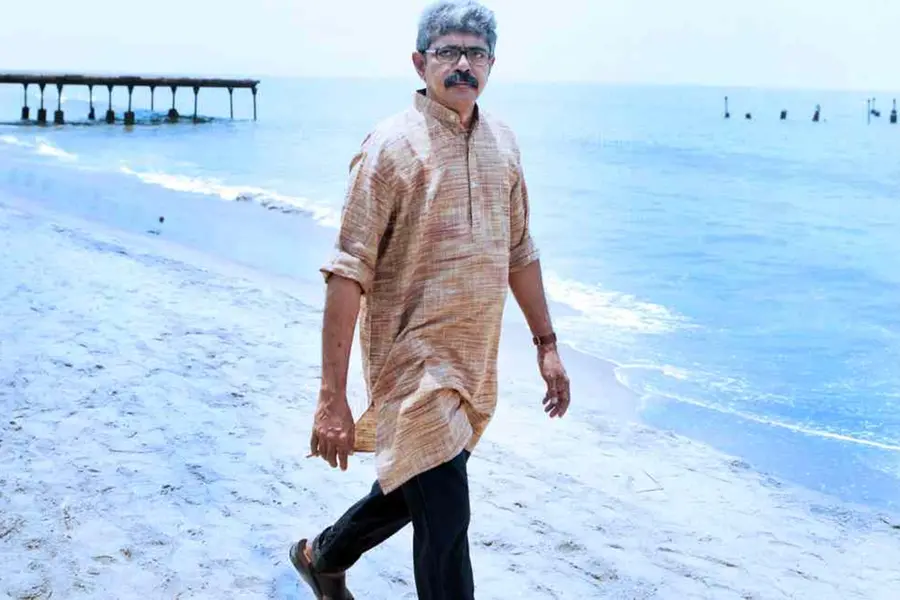 കാത്തുനിൽപ് | കവിത