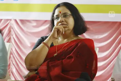 ‘Will pour acid on your face if you continue to speak against Dileep’: Bhagyalakshmi threatened