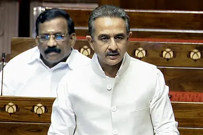 Govt tells Rajya Sabha no direct link proven between AQI levels and lung diseases