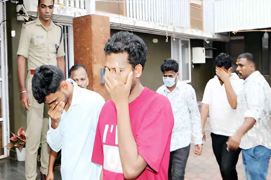 'ആന്ധ്രയിലെ ബോസ്'; നിരോധിത നോട്ടിടപാടിലും 'ചതി', നൽകിയത് 2,000-ൻ്റെ കള്ളനോട്ട്; തട്ടിക്കൊണ്ടുപോകൽ