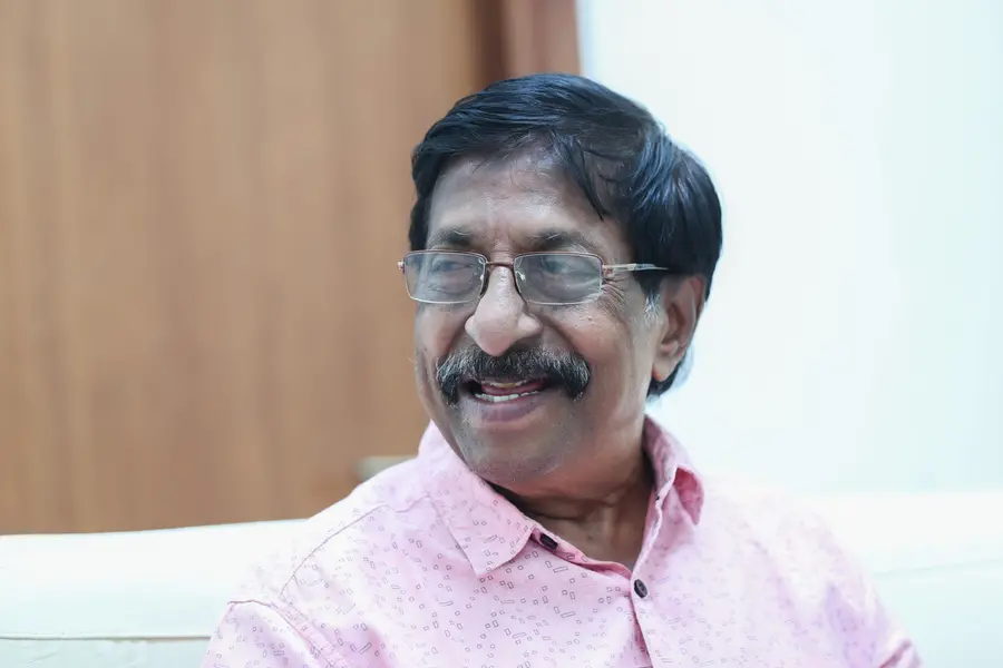 ശ്രീനിവാസൻ അന്തരിച്ചു; അരനൂറ്റാണ്ട് അരങ്ങുവാണ ബഹുമുഖപ്രതിഭയ്ക്ക് വിട