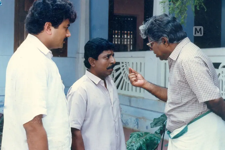 Why ‘Sandesam’ still matters? Sreenivasan's sharp wit captures the absurdity of politics