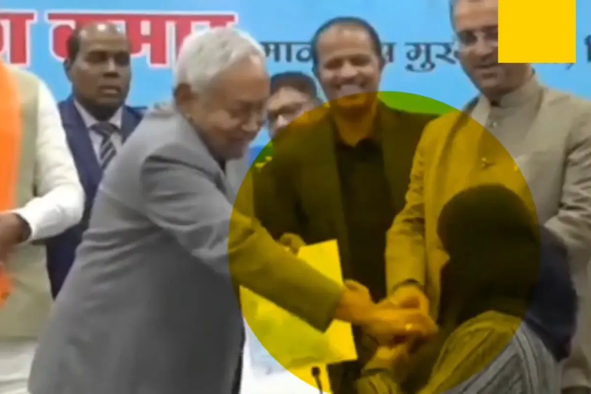 Nitish Kumar removes hijab from newly appointed doctor's face at govt event | Photo: Screen grab X/@RJDforIndia