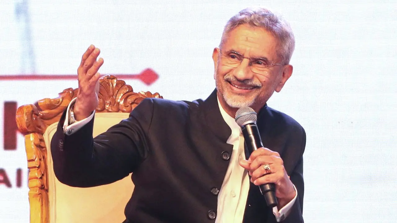 പുണെ സാഹിത്യോത്സവത്തില് എസ്. ജയശങ്കർ സംസാരിക്കുന്നു | Photo: PTI