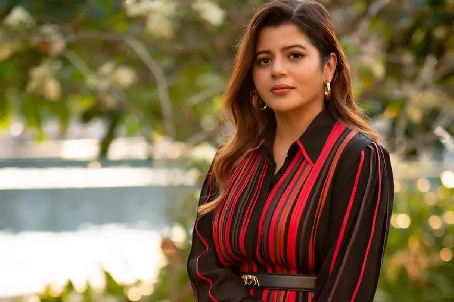 'എവിടേയും മൊബൈൽ ഫോണുകളും ക്യാമറകളും മാത്രം, കുറച്ചുകൂടെ മര്യാദ നൽകേണ്ടേ'; വിമർശനവുമായി സുപ്രിയ മേനോൻ