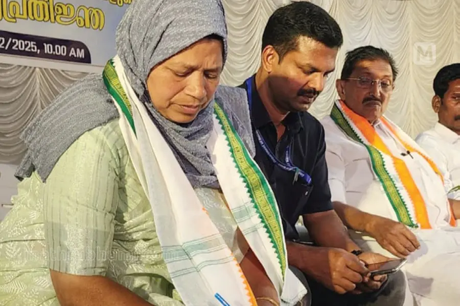 അവിടെ കല്യാണം, ഇവിടെ സത്യപ്രതിജ്ഞ...