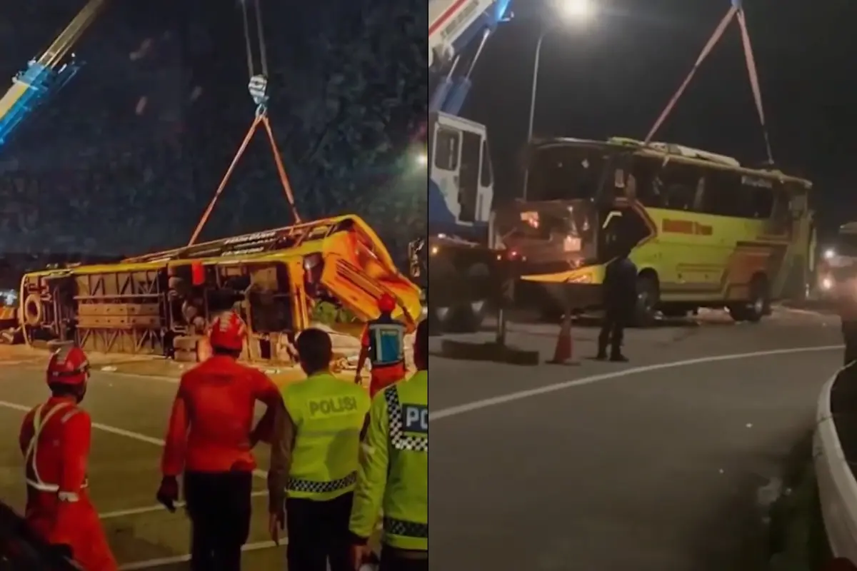 The bus involved in the crash | X