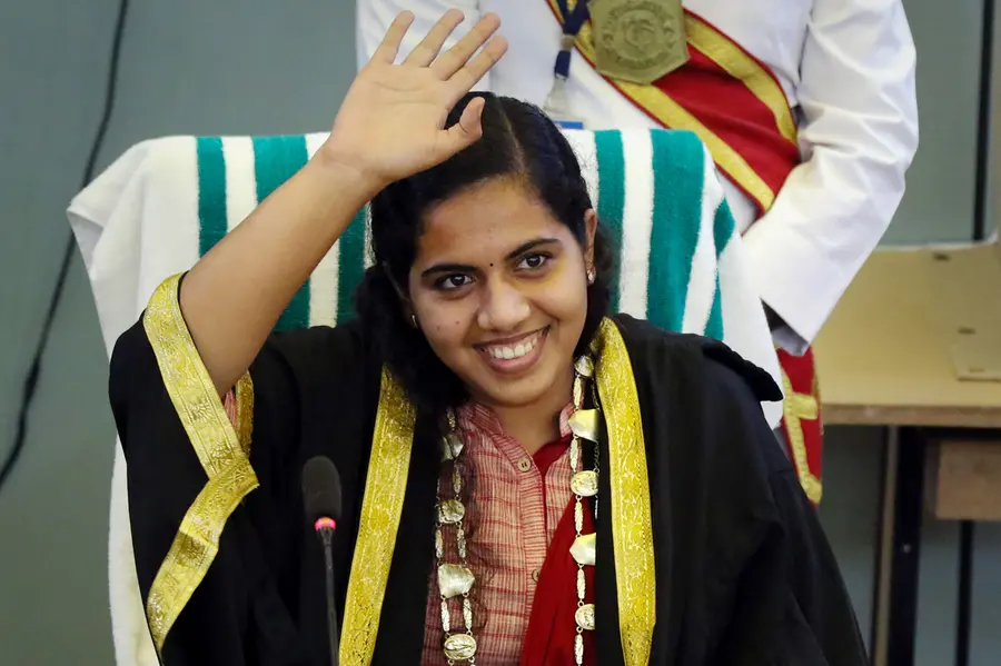 ‘ജനങ്ങളെ എതിരാക്കി’; ആര്യയ്ക്ക് സിപിഎം ജില്ലാ കമ്മിറ്റിയിൽ രൂക്ഷവിമർശനം