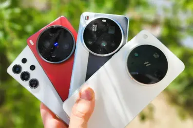 Top 7 smartphones with best cameras under ₹15,000 in 2025