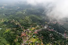 ശബരിമല വിമാനത്താവളം; ഭൂമിയേറ്റെടുക്കൽ കേന്ദ്രനയം പിൻതുടർന്നെന്ന് സർക്കാർ