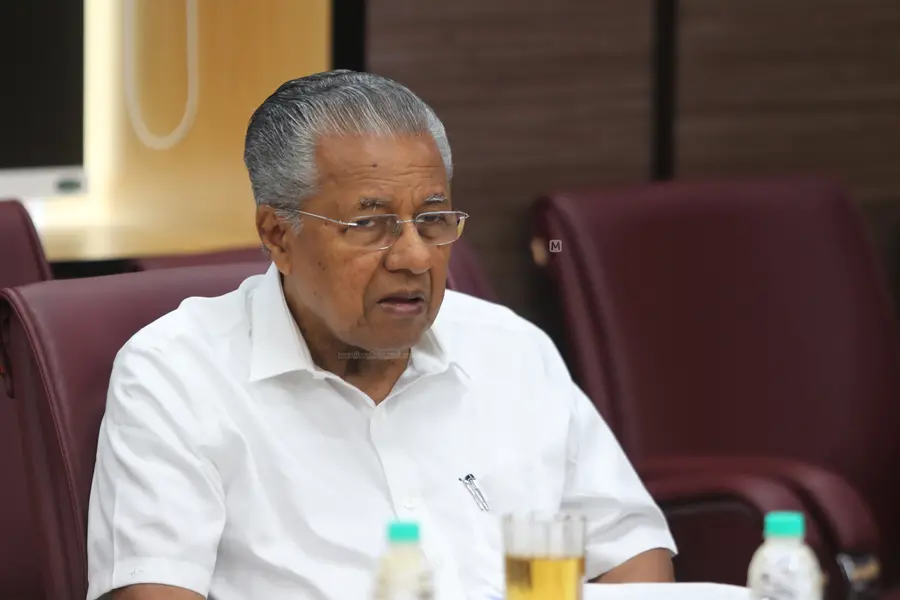 നേറ്റിവിറ്റി കാർഡ് കൊണ്ടുവരാൻ കേരളം; പുതിയ തിരിച്ചറിയൽ രേഖ പ്രഖ്യാപിച്ച് മുഖ്യമന്ത്രി