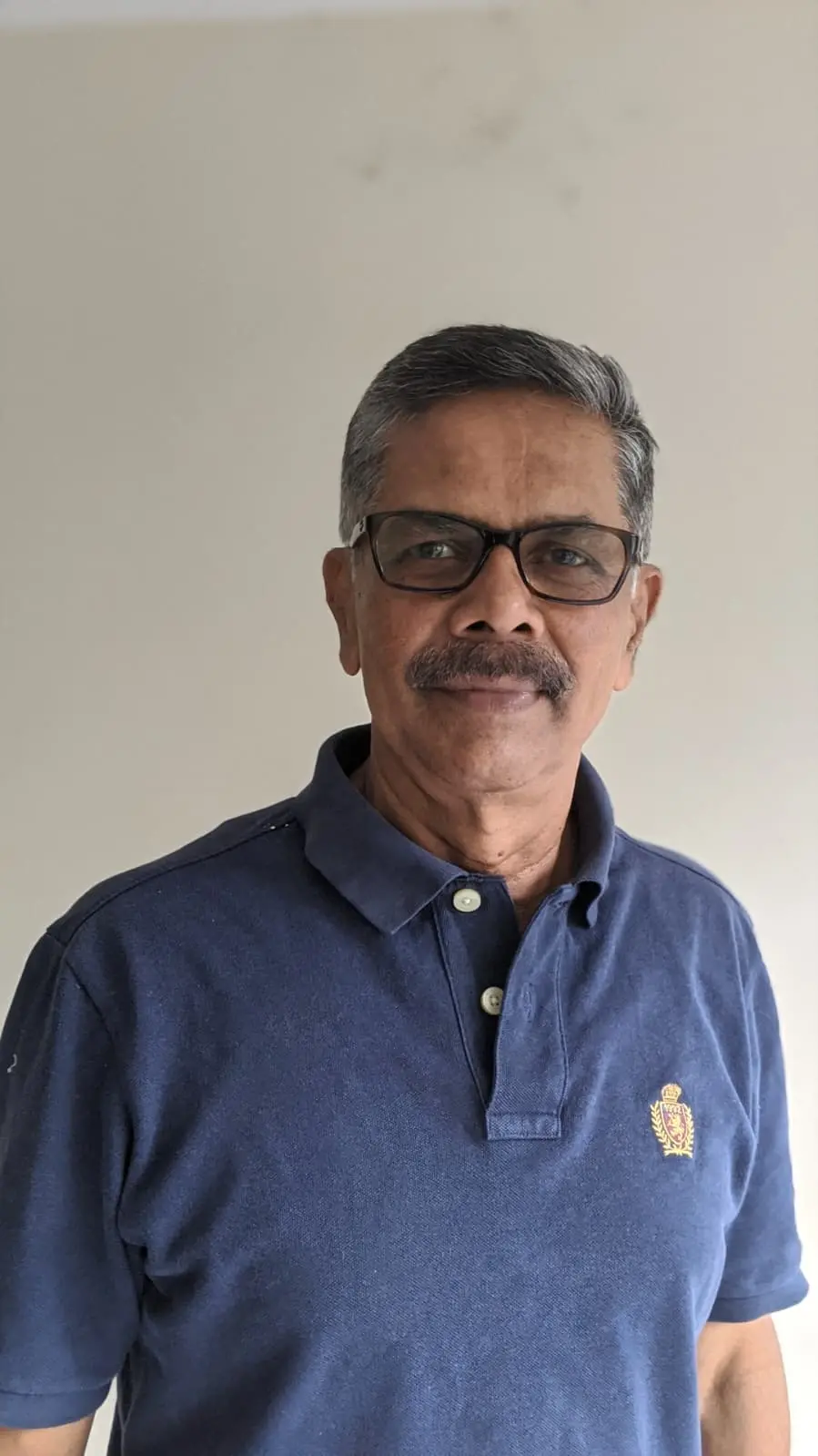 മനോഹർ ആലമ്പത്ത്