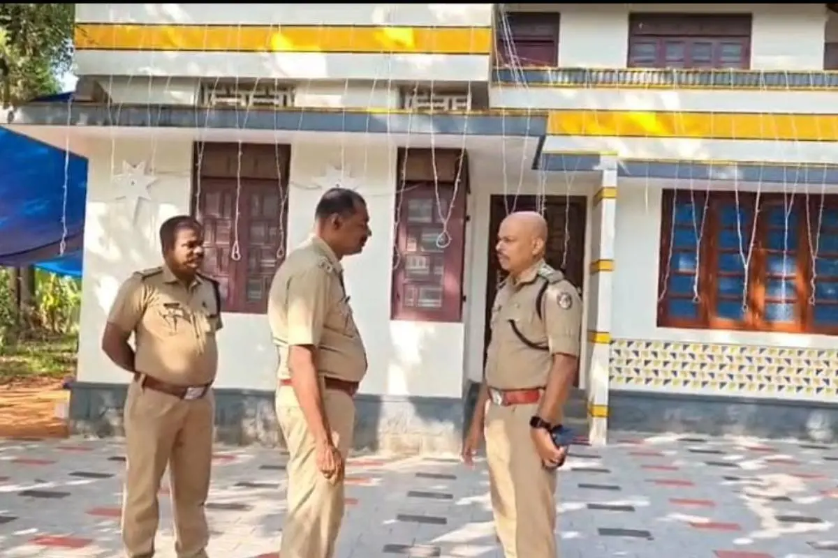 മോഷണം നടന്ന വീട്ടിൽ പോലീസ് എത്തിയപ്പോൾ