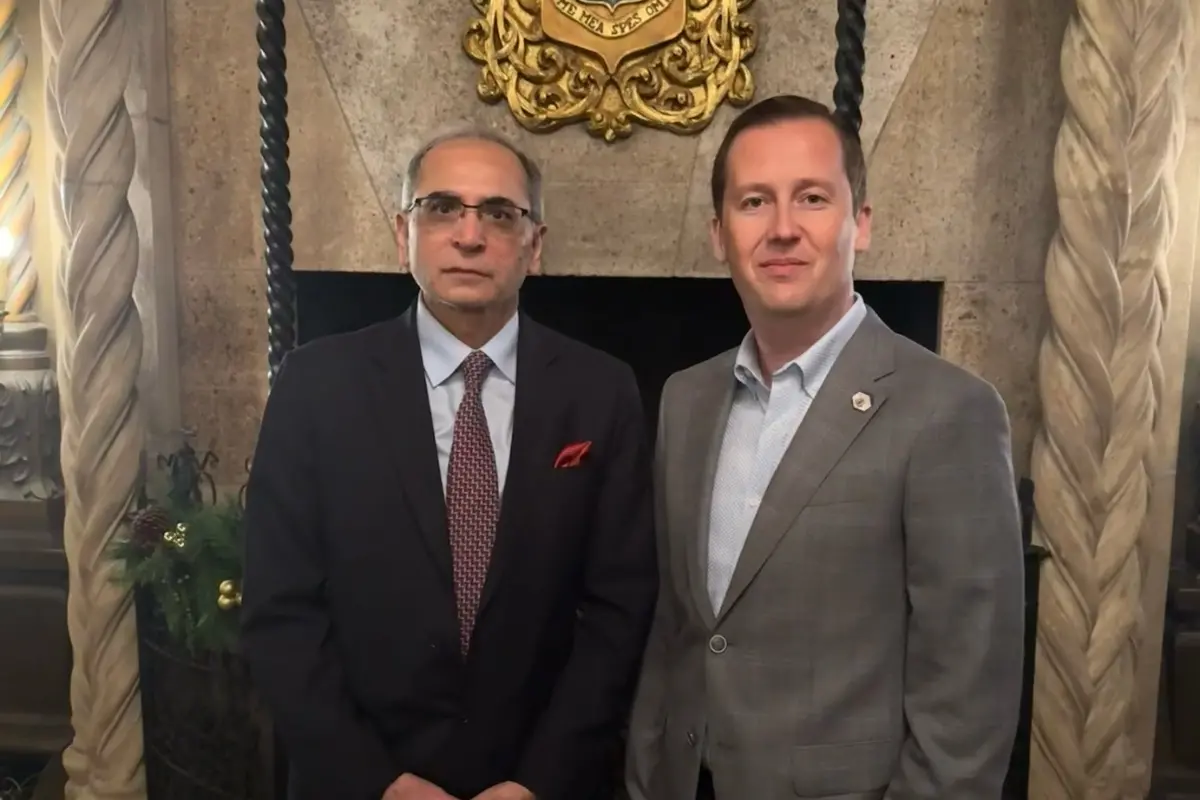 India's Ambassador to the United States Vinay Mohan Kwatra and his American counterpart, Sergio Gor | Photo: @USAmbIndia on X