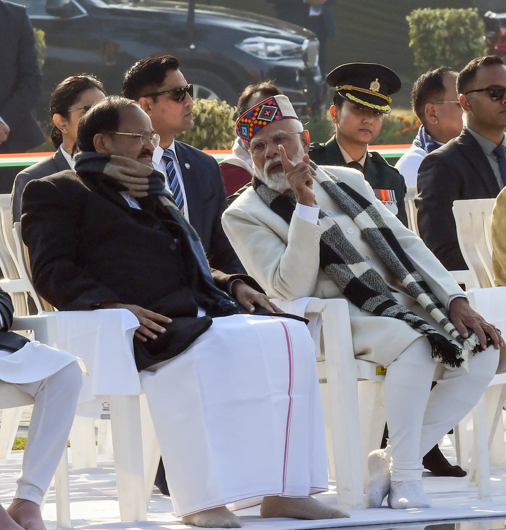 Former Vice President M. Venkaiah Naidu and Prime Minister Narendra Modi during a tribute ceremony of former PM Atal Bihari Vajpayee on his 101st birth anniversary at Sadaiv Atal, in New Delhi.| Photo: PTI
