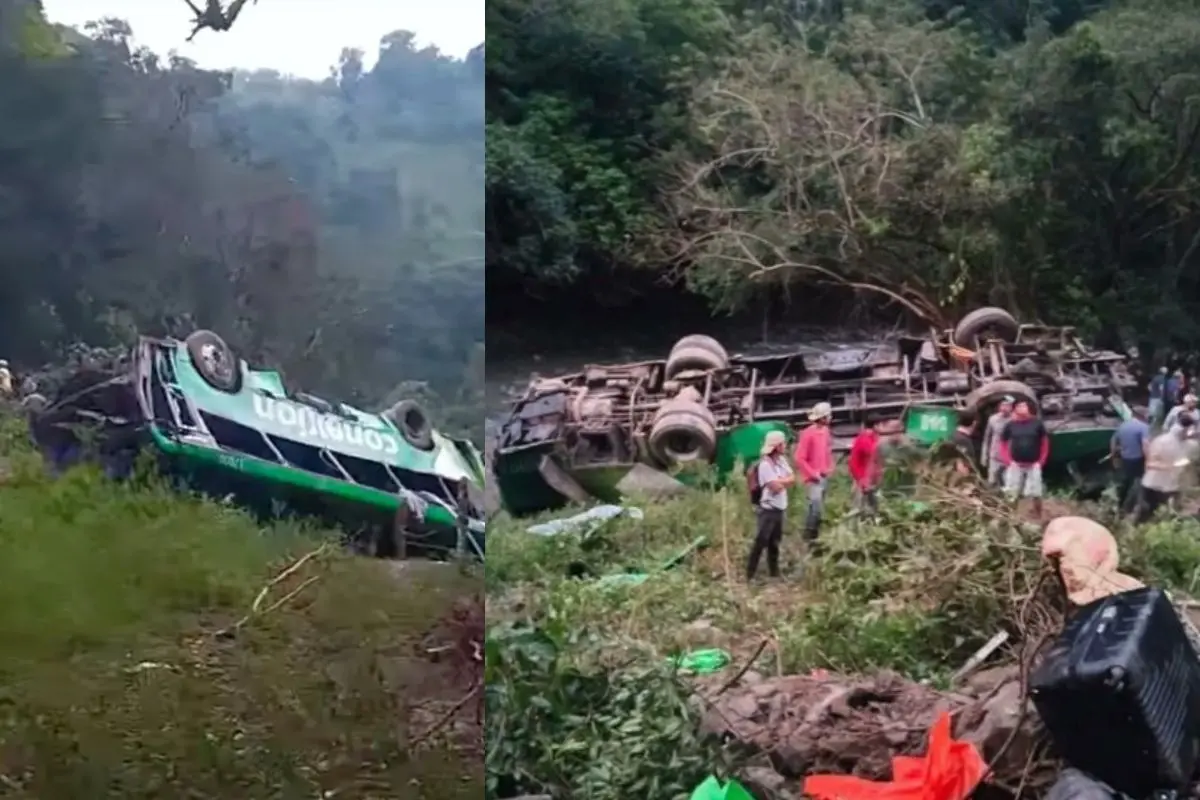 The bus that crashed in Zontecomatlán, Mexico | Photo: X
