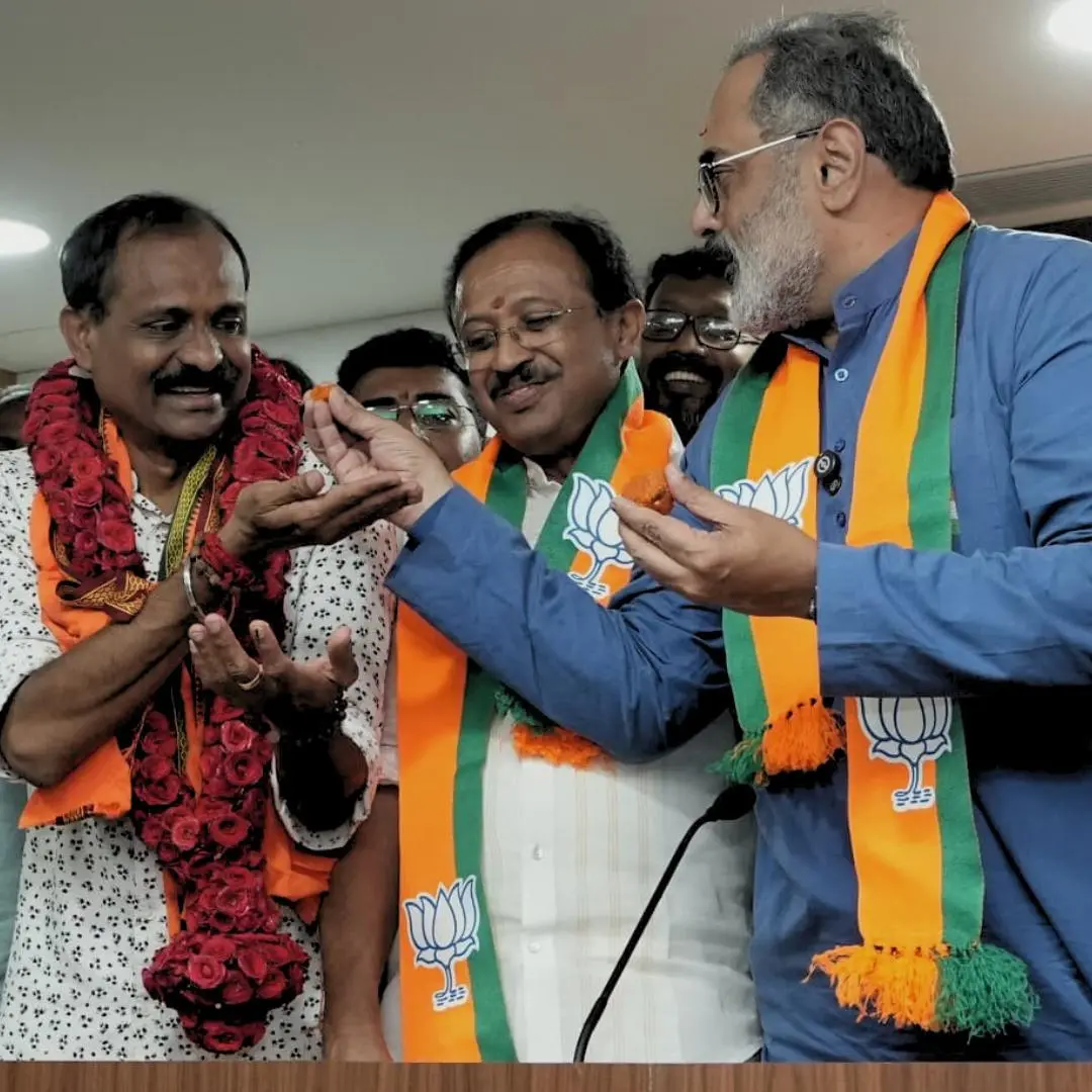 VV Rajesh, V Muraleedharan, Rajeev Chandrasekhar