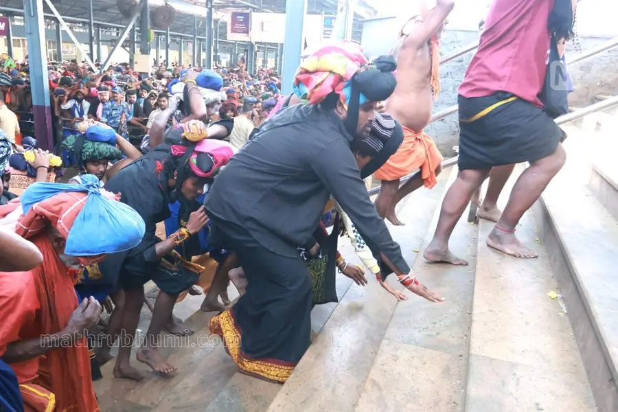 മകരവിളക്ക്: പർണശാലയിൽ ഭക്ഷണം എത്തിച്ച് നൽകും, അരവണ ഉത്പാദനം കൂട്ടും - മന്ത്രി വി.എൻ.വാസവൻ